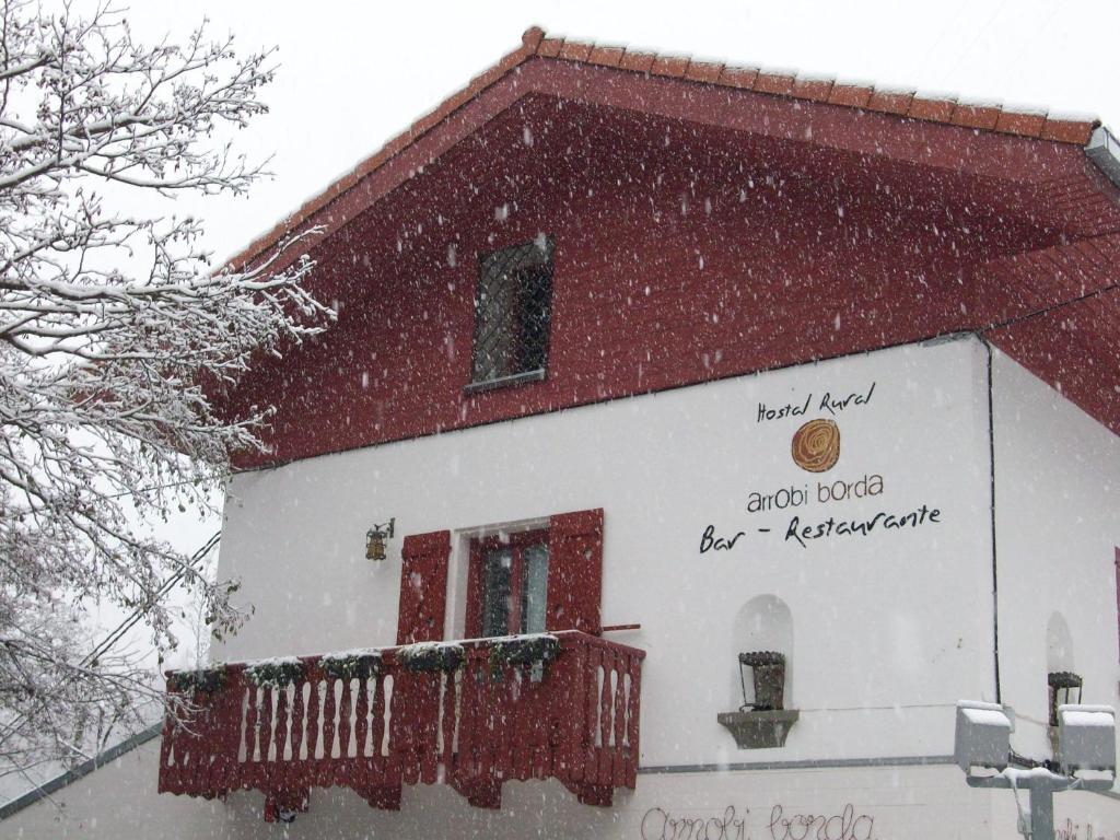 Hostal Rural Arrobi Borda Eugi Bagian luar foto