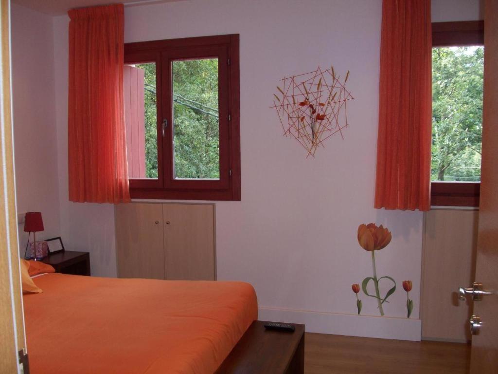 Hostal Rural Arrobi Borda Eugi Bagian luar foto