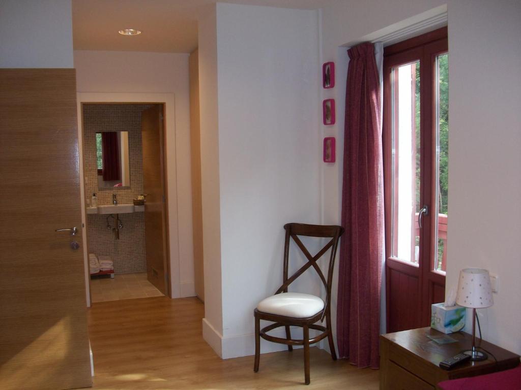 Hostal Rural Arrobi Borda Eugi Ruang foto